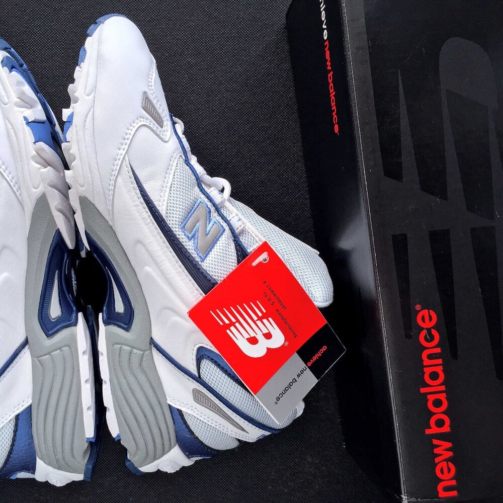 VINTAGE 2000 Made in U.S.A. New Balance® 754 Walkers — 10/8 D (26.5)